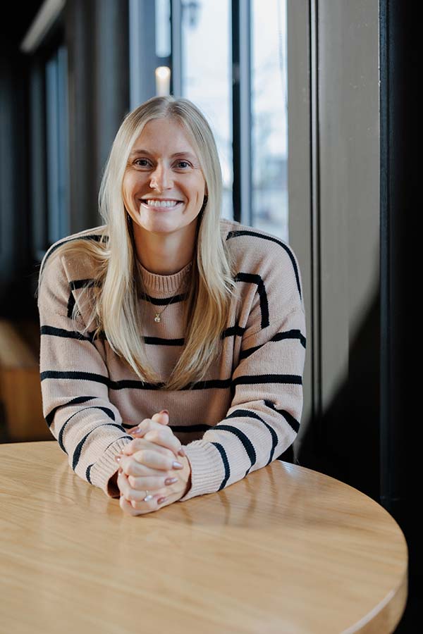 melissa-henneberry-headshot